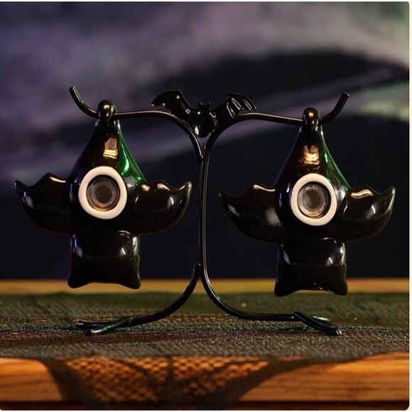 Cracker Barrel Halloween Hanging Bat Salt & Pepper Shaker 3pc Set Collectible - Picture 3 of 7